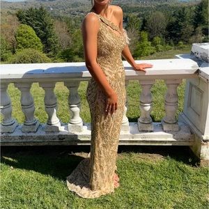 Ashley Lauren Prom Dress. One shoulder, Gold, Beaded, Cutout.